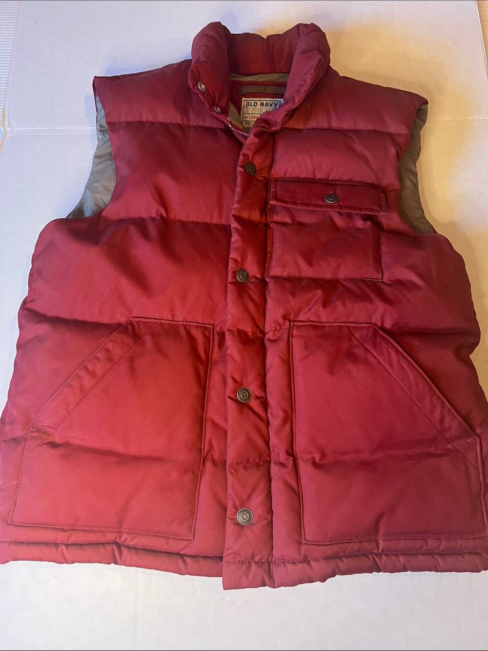 Old Navy Men’s Crimson Quilted Puffer Vest